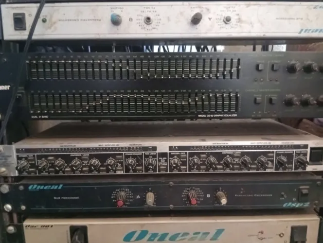 Compressor de áudio Bhering 