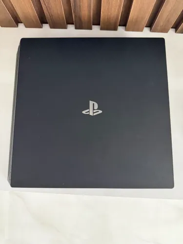 Playstation 4 Pro 1TB