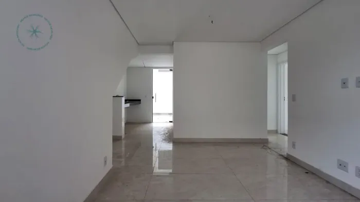 Excelente área privativa á venda por $570.000,00 no Copacabana.