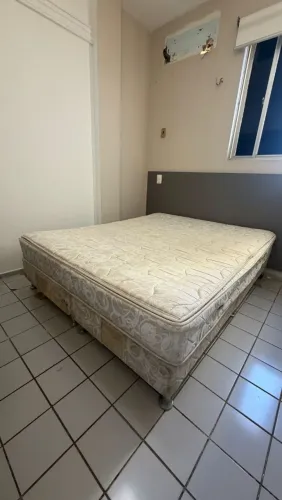 Cama box usada