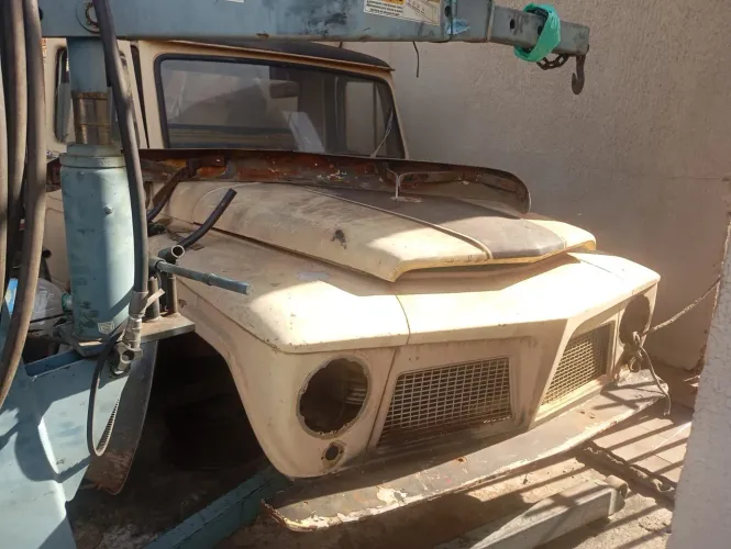 Ford F75 Rural