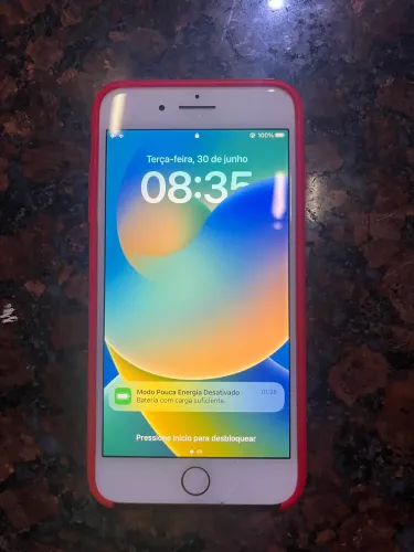 iPhone 8 Plus