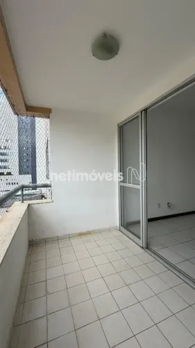 Apartamento 2/4 com 84m²;, Nascente e Vista Livre no Costa Azul
