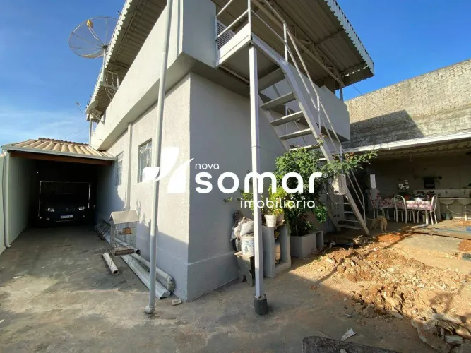 Casa à venda, 4 quartos, 1 suíte, 2 vagas, São Luís - Divinopolis/MG