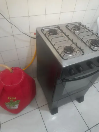 Vendo fogão completo 