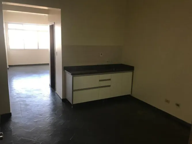 Imóvel para aluguel tem 35 metros quadrados com 1 quarto em Centro - Cascavel - PR