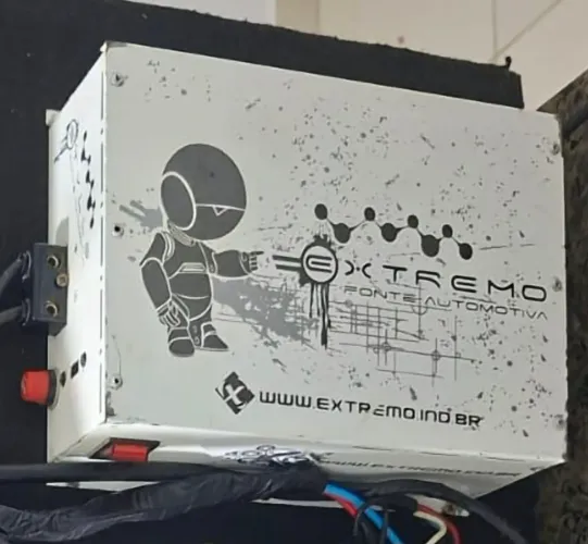 Fonte automotiva 50A funcionando perfeitamente 