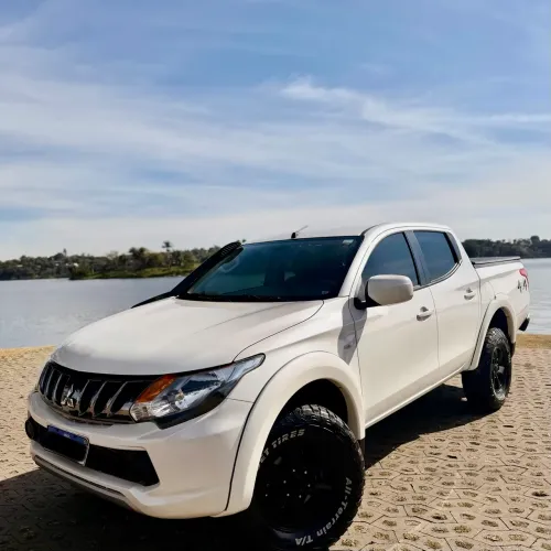 Mitsubishi L200 Triton Sport GLS 2.4 CD Diesel Aut. 2021