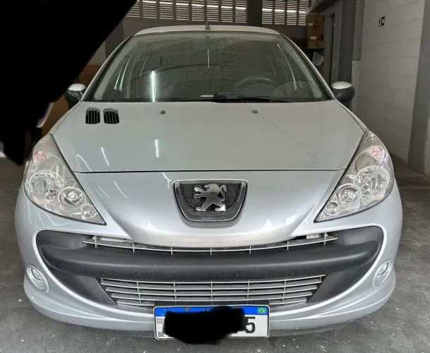 Peugeot 207 XR Sport 1.4 Flex 8V 5P 2011