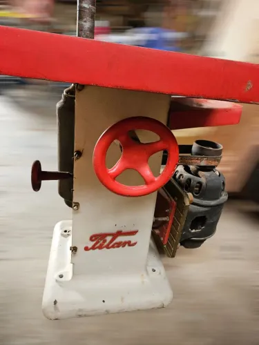 Tupia industrial motor trifásico três cavalos