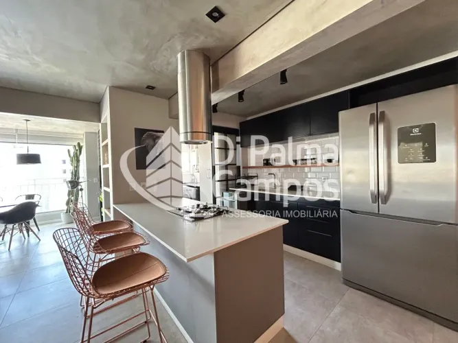Apartamento mobiliado de 89m² com 2 quartos e 2 vagas para alugar no bairro Vila Prudente