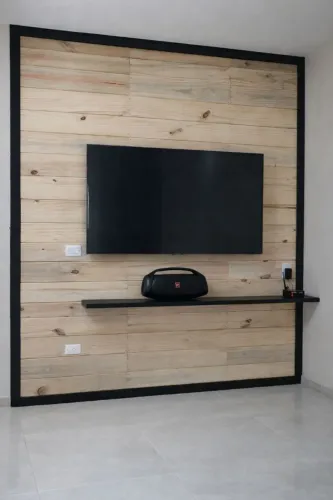 Painel em madeira de pinus tratado acabamento luxo Premium