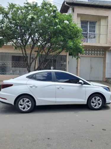 Hyundai HB20S Comfort Plus 1.0 Flex 12V Mec. 2025