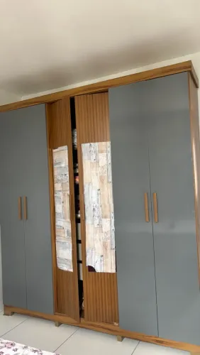 Guarda roupa casal
