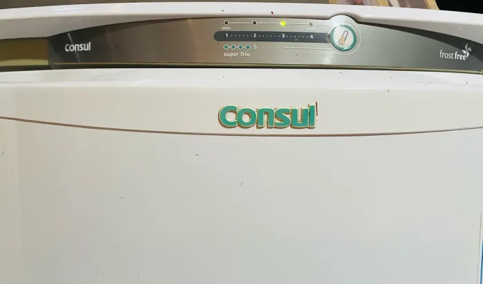Vendo geladeira Consul
