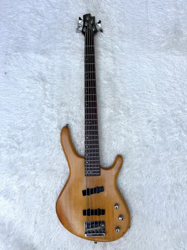 Contra Baixo Cort Action 5 Cordas Passivo  R$900
