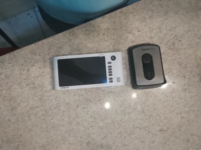 Vídeo porteiro e v7000 HF Intelbras