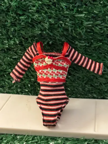 Ghoulia Yelps básica G1 - Monster High body