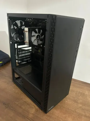 GABINETE GAMER COM PLACA MAE