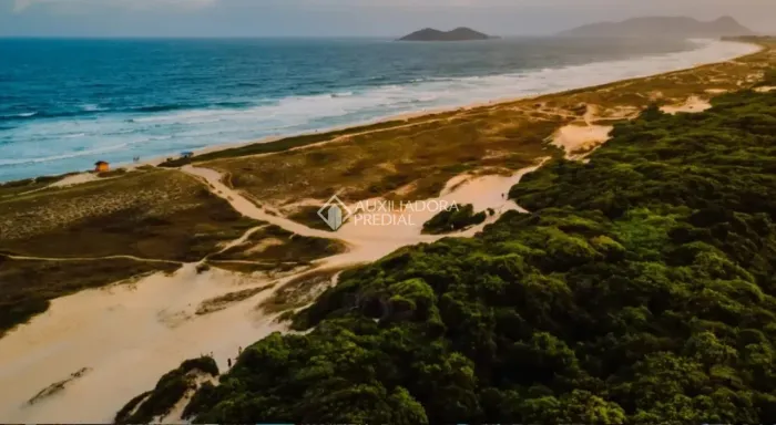 Terreno à venda em Rio Tavares, FLORIANÓPOLIS.