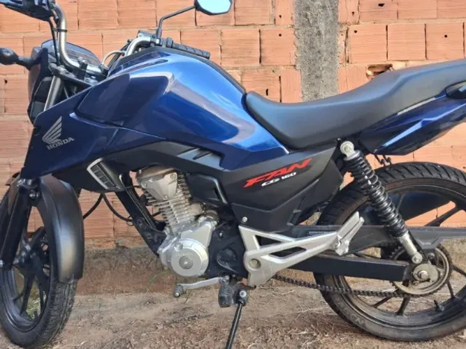 Fan 160, Ano 2025, Apenas 2750 KM