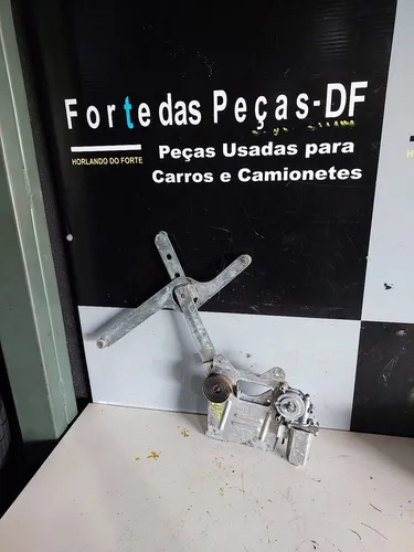 Maquina De Vidro Elétrico Da Porta Dianteira Direita Da S10 Blazer 98 À 2011