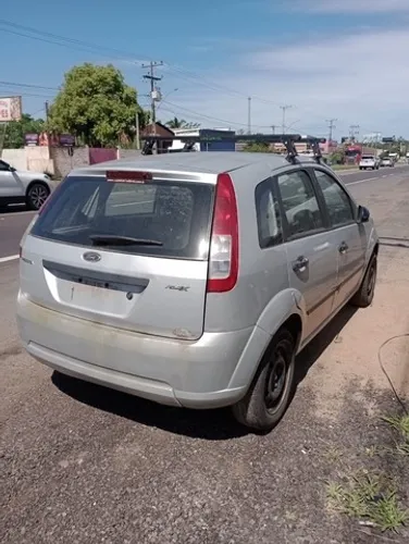 Sucata Ford Fiesta 2008 (para retirada de peças)