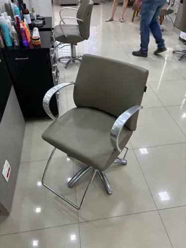 Cadeiras Cabeleireiro Maletti