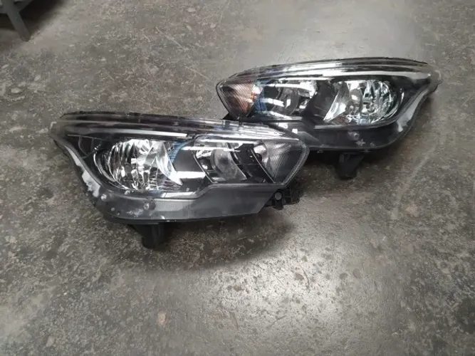 Farol Argo Cronos Sem Led