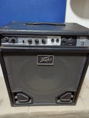 Amplificador Peavey Max 112 p/ Baixo