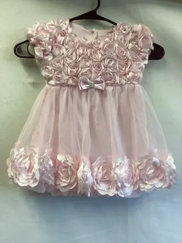 Nannette  Vestido Kids Rosa Pétala de Flor  - Comprado nos Estados Unidos (com etiqueta)
