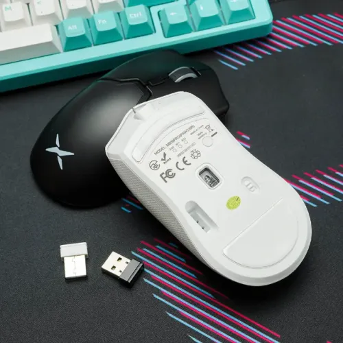 Mouse Gamer Delux M800 Pro PAW3395 26K DPI Lacrado