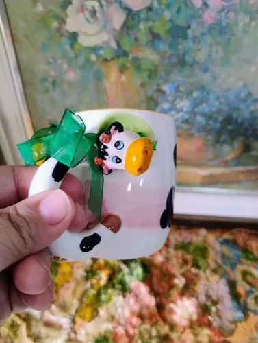 Caneca de porcelana anos 90 vaquinha 