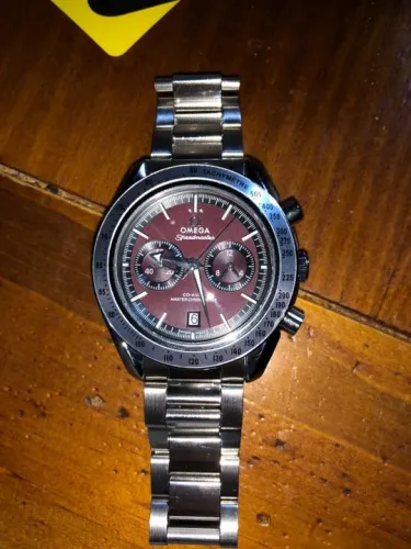 Relógio Omega Speedmaster '57 com Cronógrafo AAA