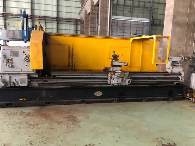 Torno mecânico Romi 1000 X 4000 mm
