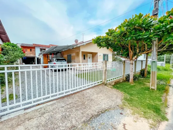 3 CASAS PELO PREÇO DE 1 NO LOTEAMENTO AZALÉIA ACEITA SÍTIO NO NEGOCIO