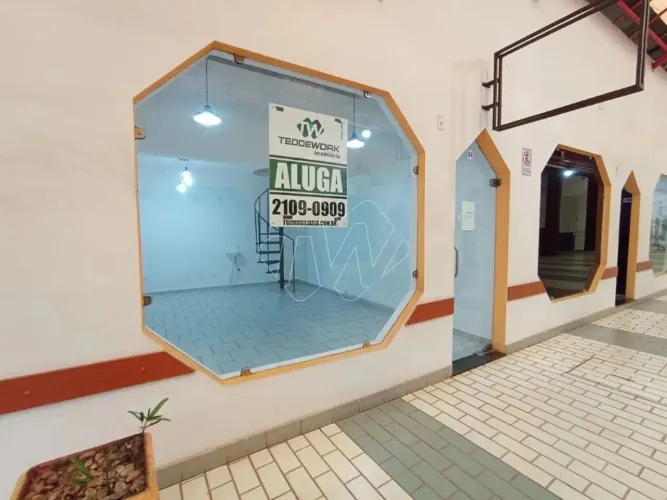 Locação de Comercial / Sala na cidade de Araraquara