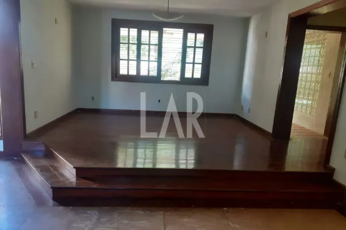 Casa à venda, 4 quartos, 1 suíte, 4 vagas, Esplanada - Belo Horizonte/MG