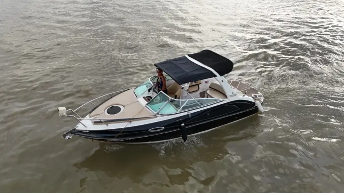 Lancha Yacht Colluna 23,5 pés - Cabinada