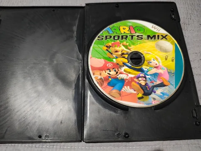 Mario Sports Mix - Wii