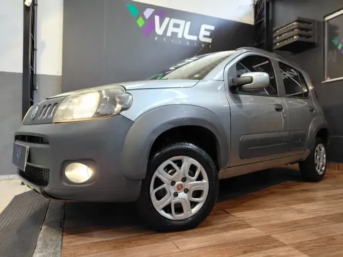 Uno Way 1.0 4p. Completo com Pneus Novos e Mecânica Revisada