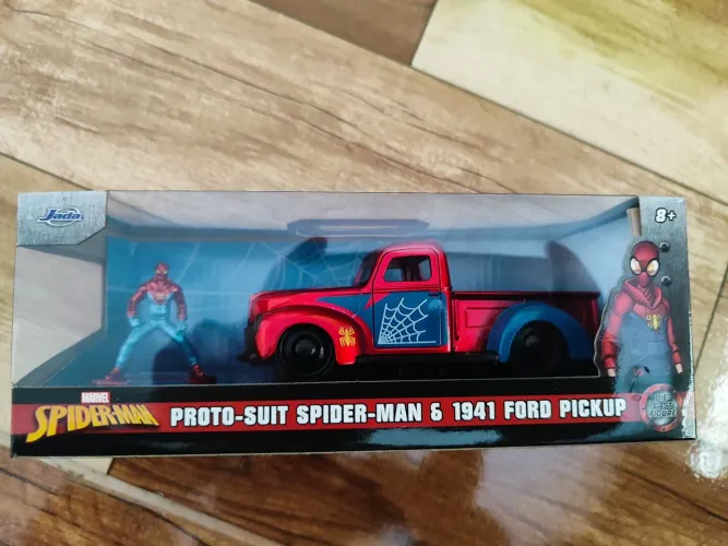 Toy Jada Toys Marvel 1941 Ford Pickup 1:32 Com Homem-aranha 1.65