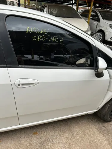 PORTA DIANTEIRA DIREITA FIAT PUNTO 2008/2009-SEM ACESSORIOS