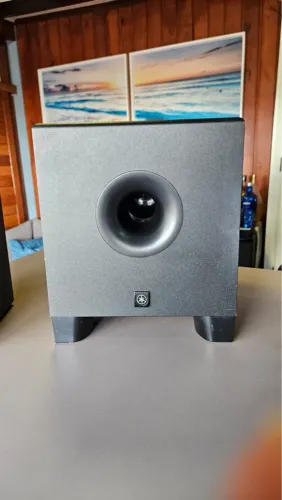 Subwoofer Yamaha HS8 - 220v