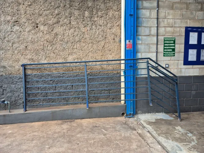 Corrimão em Metalon - 3,74m X 1,15m