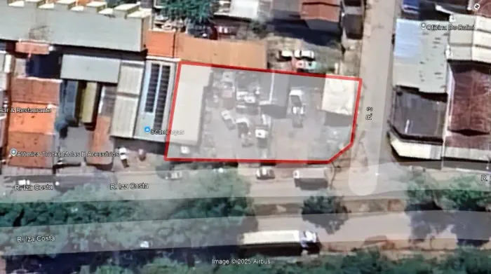 Área comercial com 882 m² de frente para Rua Iza Costa. Oportunidade!!!