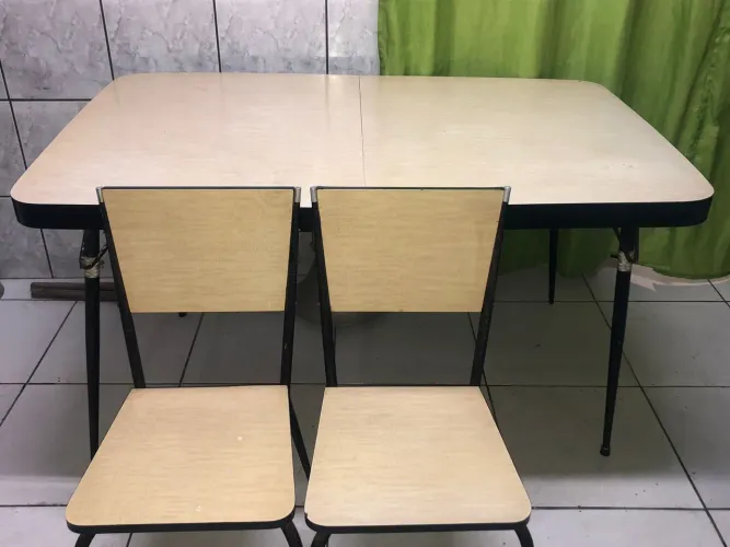 Mesa retrô