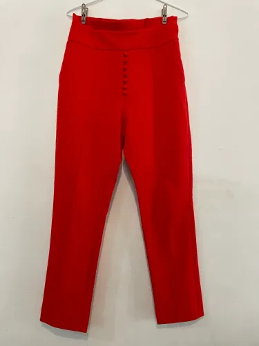 Calça alfaiataria vermelha cintura alta 