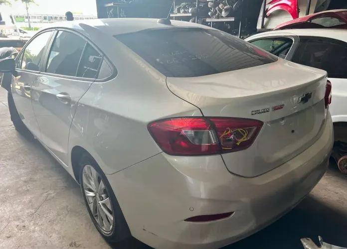 Chevrolet Cruze Sedan 2017 1.4 Sucata - Para Peças