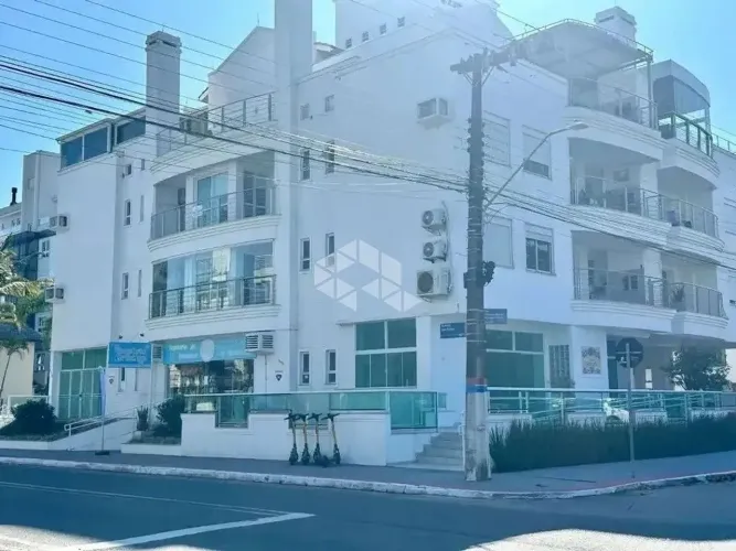 LOJA COMERCIAL AMPLA EM JURERÊ COM 93M² PRIVATIVOS E VAGA AO LADO DO IMPERATRIZ